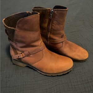 Women's Teva Delavina Leather Ankle Boots